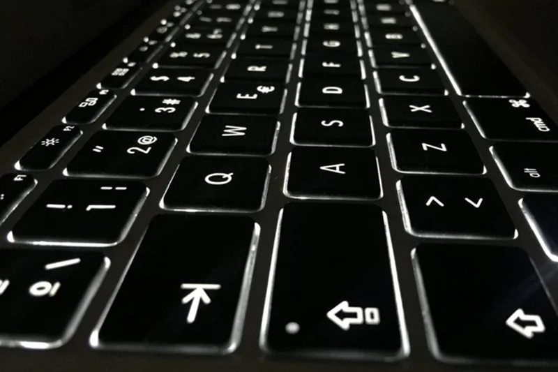 ۱۶ دستور ترمینال ضروری که کاربران مک باید از آنها اطلاع داشته باشند