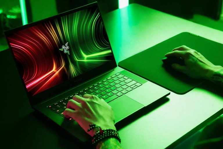 ریزر از لپ تاپ گیمینگ بلید 14 با پردازنده‌ رایزن 9 5900HX رونمایی کرد